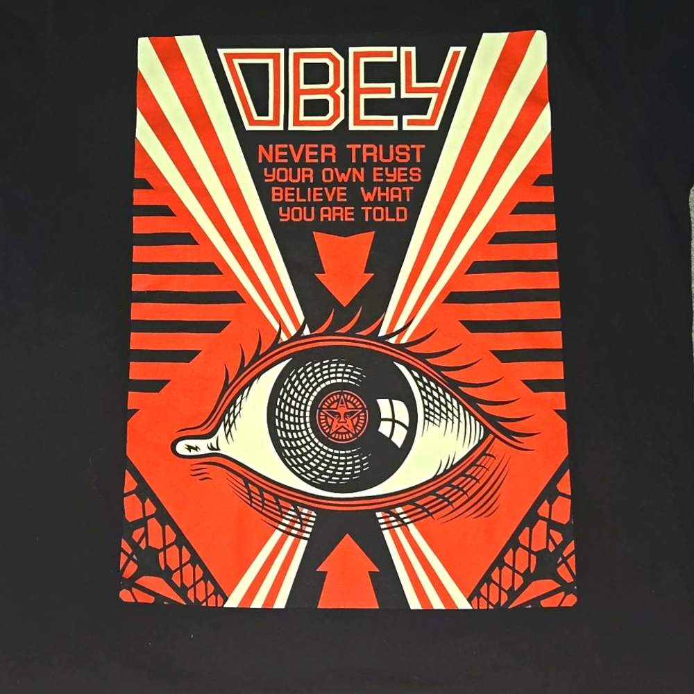 ☆C10 - RARE OBEY NEVER TRUST YOUR OWN EYES BELIEVE WHAT YOU ARE TOLD SHIRT SZ XL